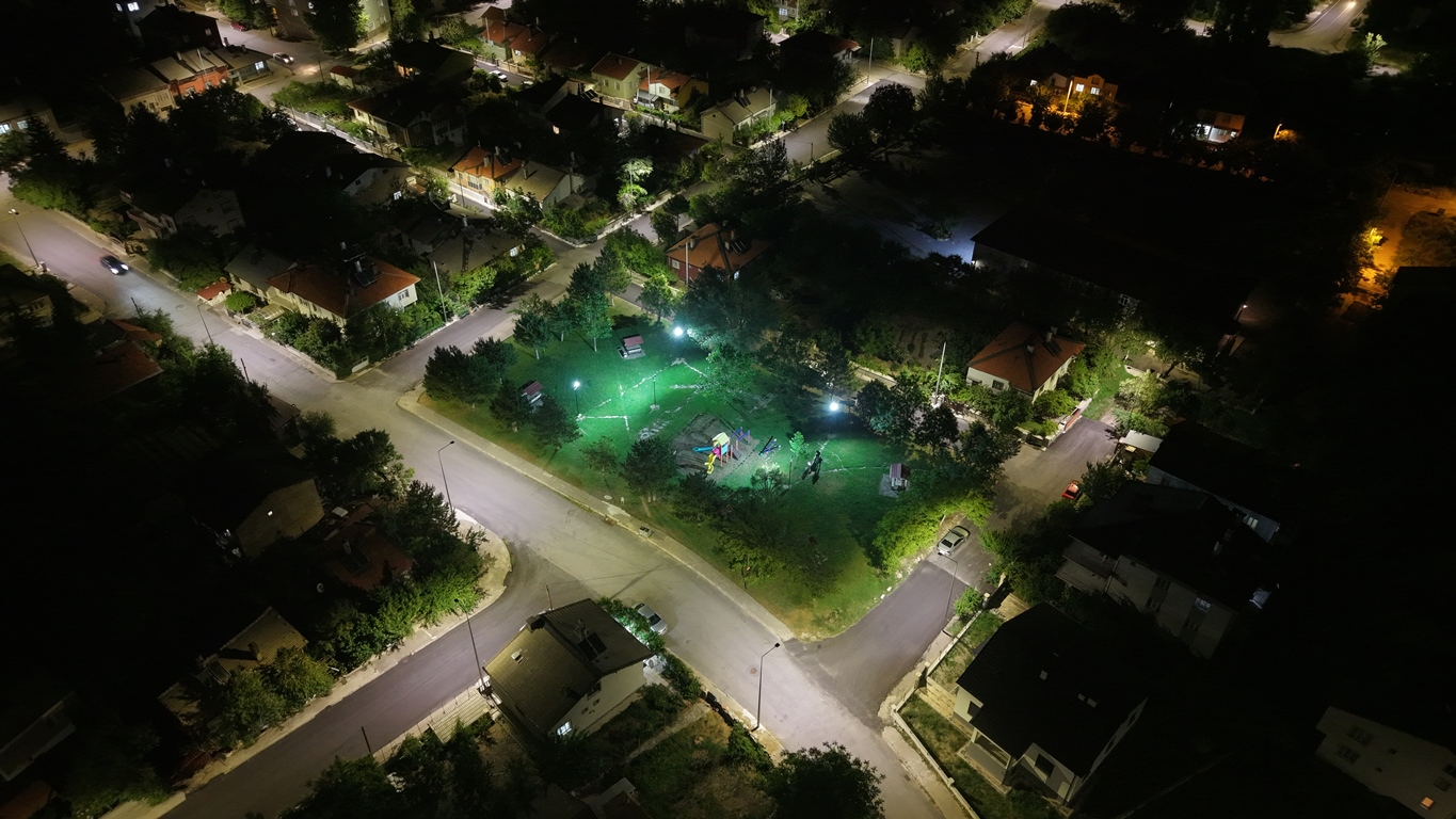  Seydişehir’de Parklar Işıklandırıldı 