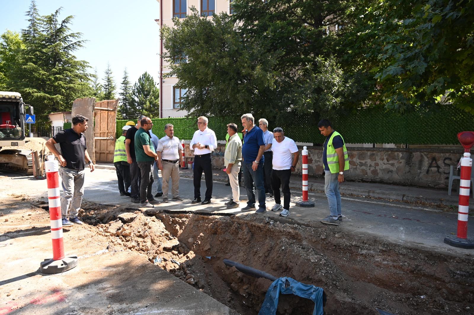 Ustaoğlu, “Koski  Altyapı Çalışmaları Sürüyor”