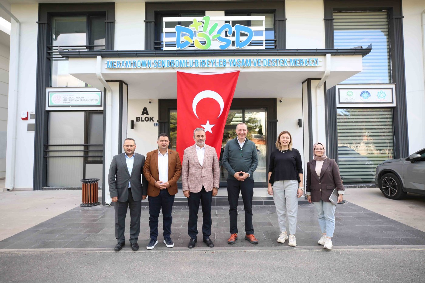 DOSD MERAM, TÜRKİYE’NİN İKİ ÖNEMLİ YAZARINI AĞIRLADI