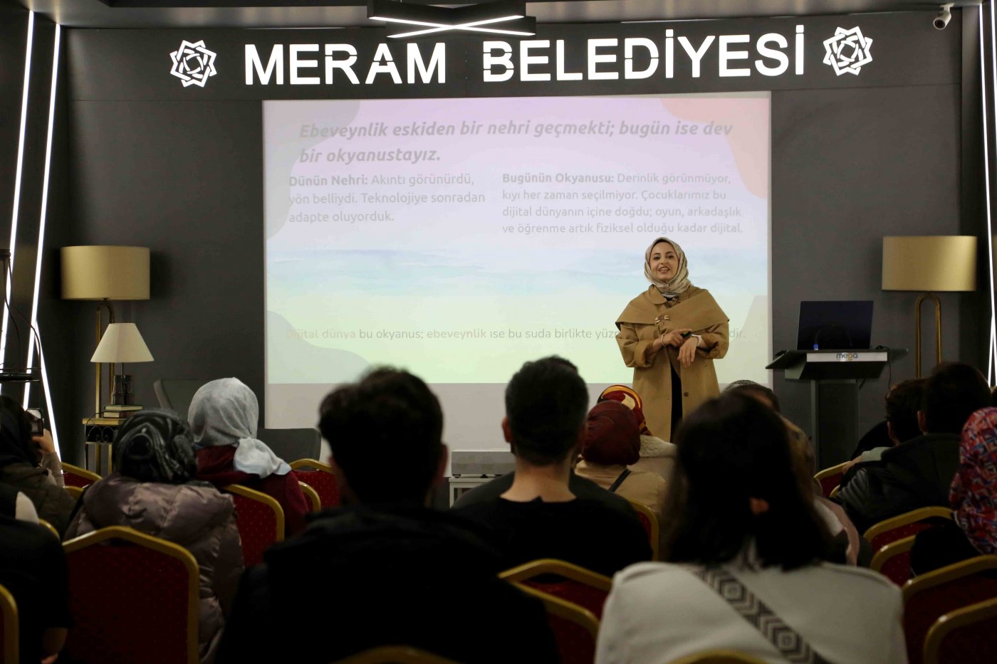 MEGA’DA EBEVEYNLER ÖĞRENDİ, ÇOCUKLAR EĞLENDİ