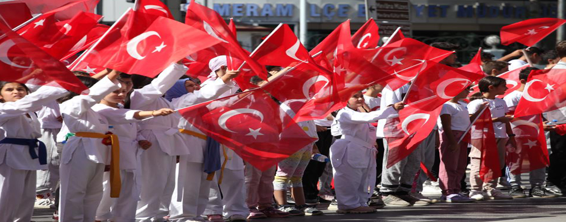 KONYA’DA 30 AĞUSTOS ZAFER BAYRAMI’NIN 101. YIL DÖNÜMÜ TÖRENLERLE KUTLANDI