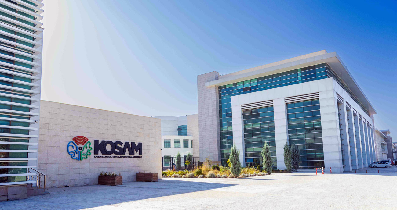 KOSAM’DAN ÇARPICI RAPOR: YENİ YÜZYILIN SÖMÜRGECİLİĞİ DİJİTAL VERİ İMPARATORLUKLARI VE TÜRKİYE’NİN EGEMENLİK STRATEJİSİ