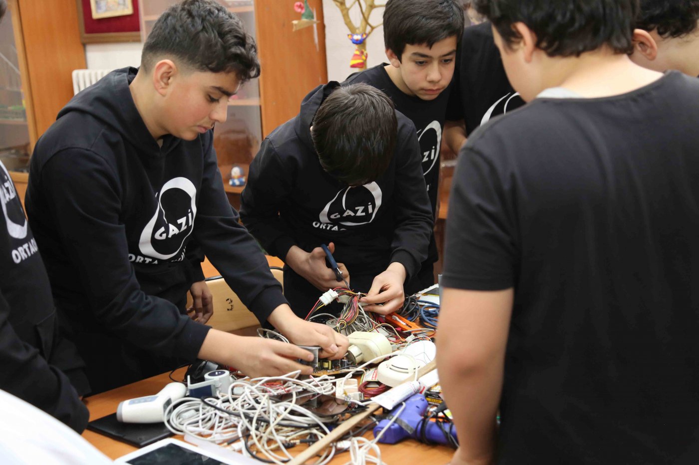 MERAM’DA ÇOCUKLAR GELECEĞİ DÖNÜŞTÜRÜYOR