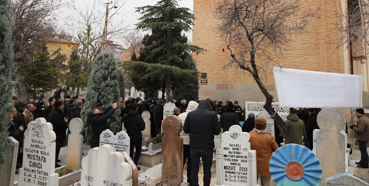 HACI AHMET KELEŞOĞLU VEFATININ 11. YILINDA DUALARLA ANILDI