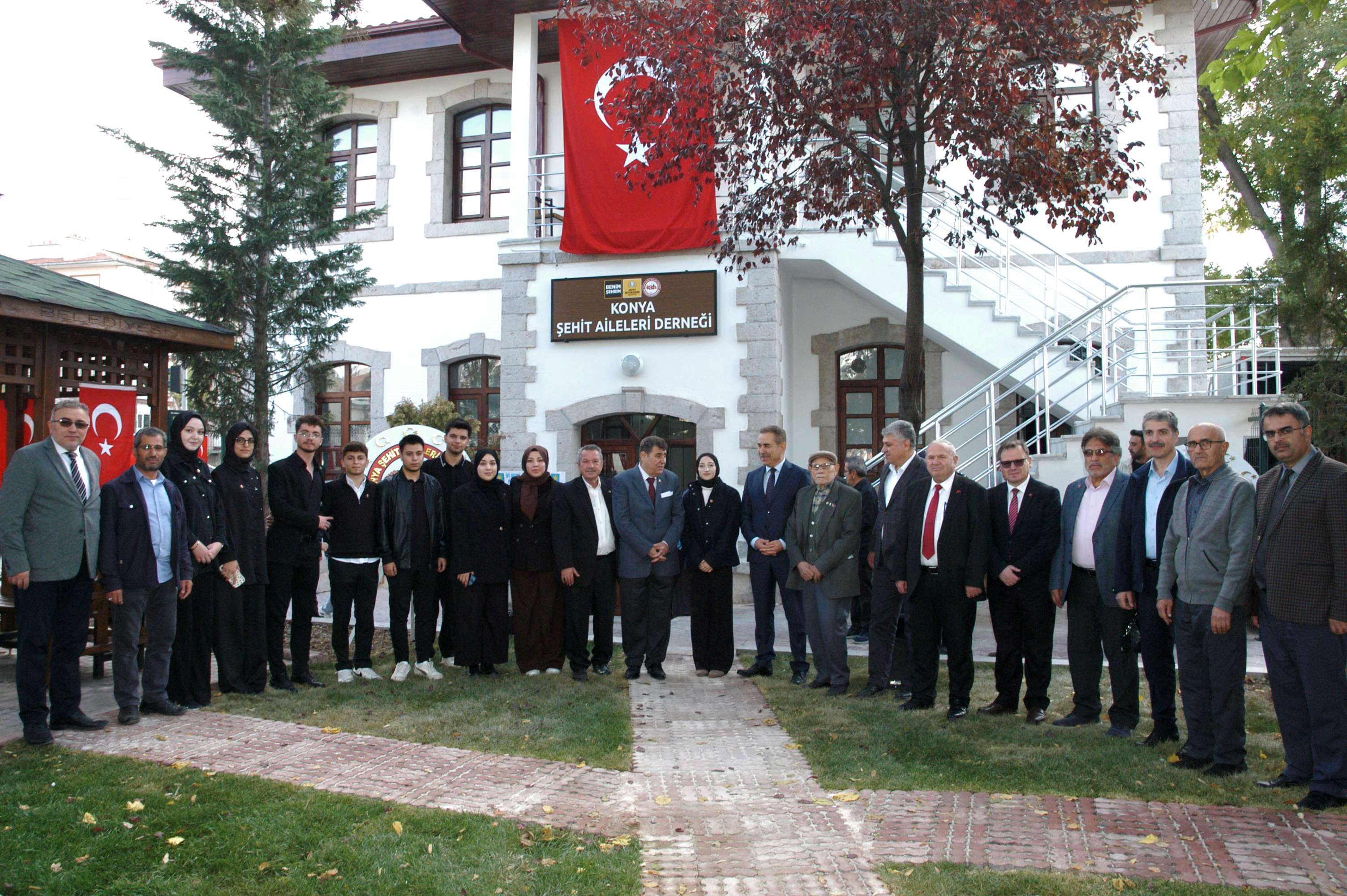 ŞEHİT POLİS MEMURU METİN  DÜZGÜN “HATİM DUASI” İLE ANILDI
