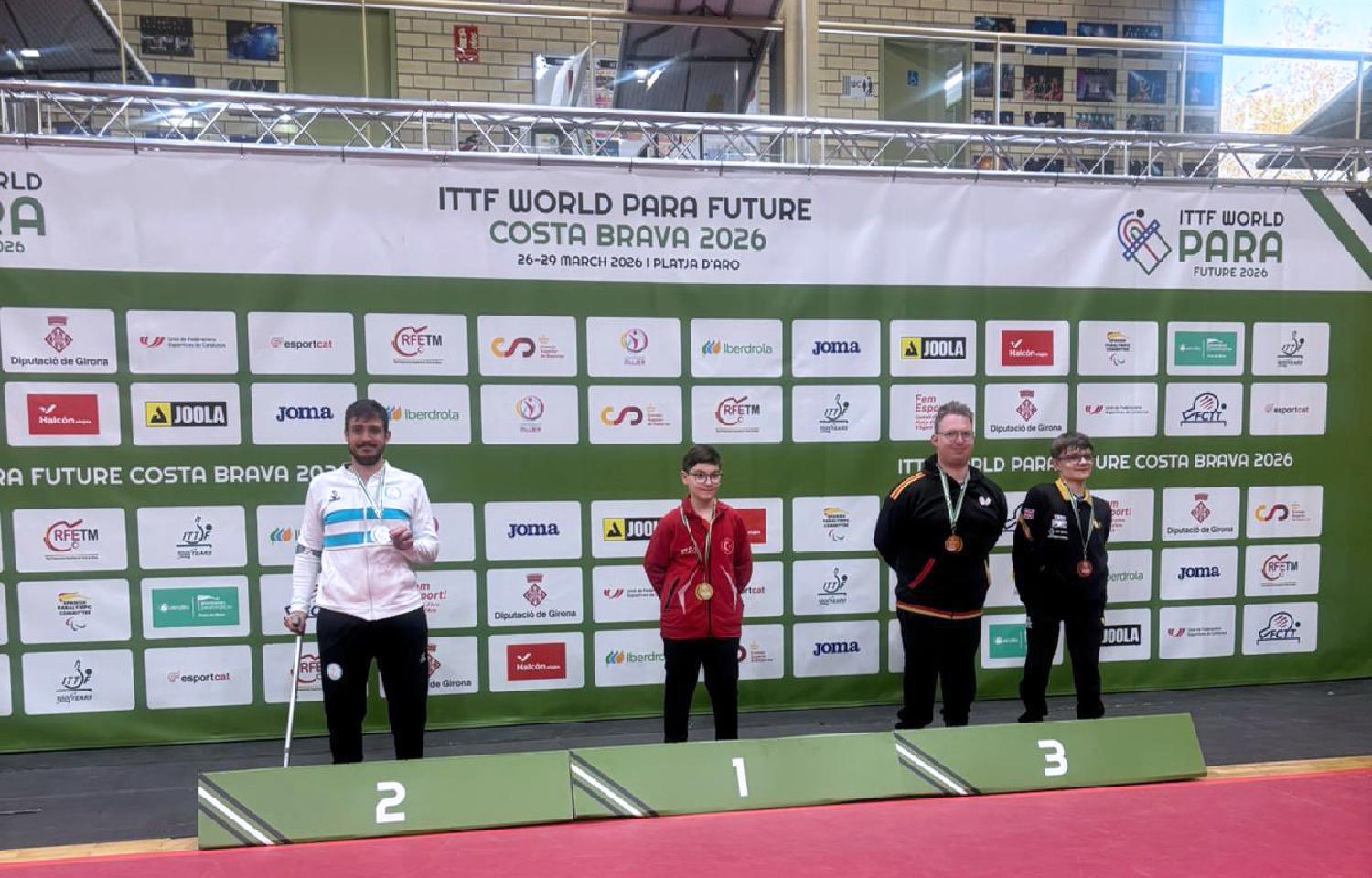 13 YAŞINDAKİ SPORCUDAN ÖRNEK BAŞARI HİKAYESİ