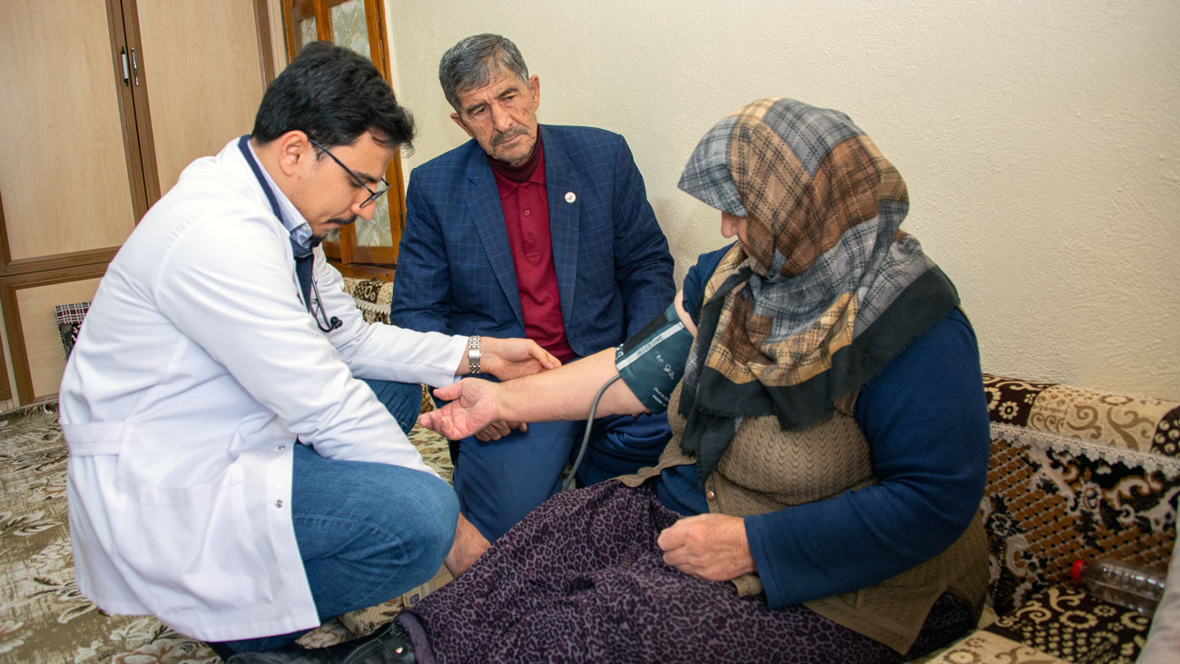KAMPÜSTEN MAHALLEYE İYİLİK SAĞLIK HAREKETİ ALİBEYHÜYÜĞÜ’NDE