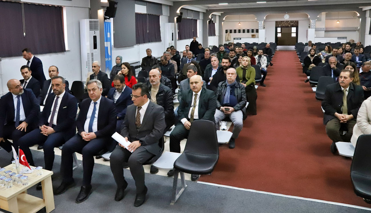 MESLEK LİSESİ ÖĞRENCİLERİNİN KARİYER YOLCULUĞUNA GÜÇLÜ DESTEK