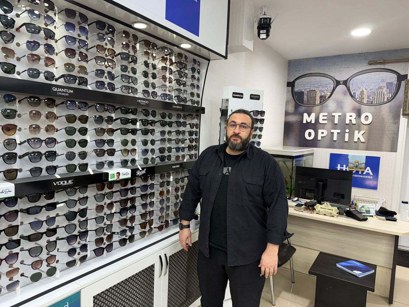 GÖZLÜK SEÇERKEN NELERE DİKKAT ETMELİYİZ?