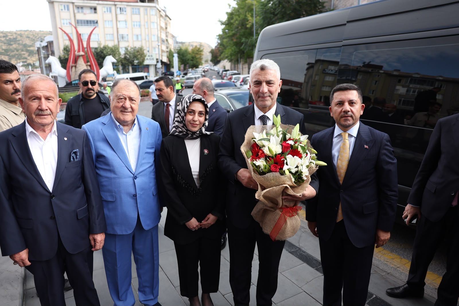 Ticaret Bakanı Ömer Bolat'tan Nevşehir Belediyesi'ne Ziyaret