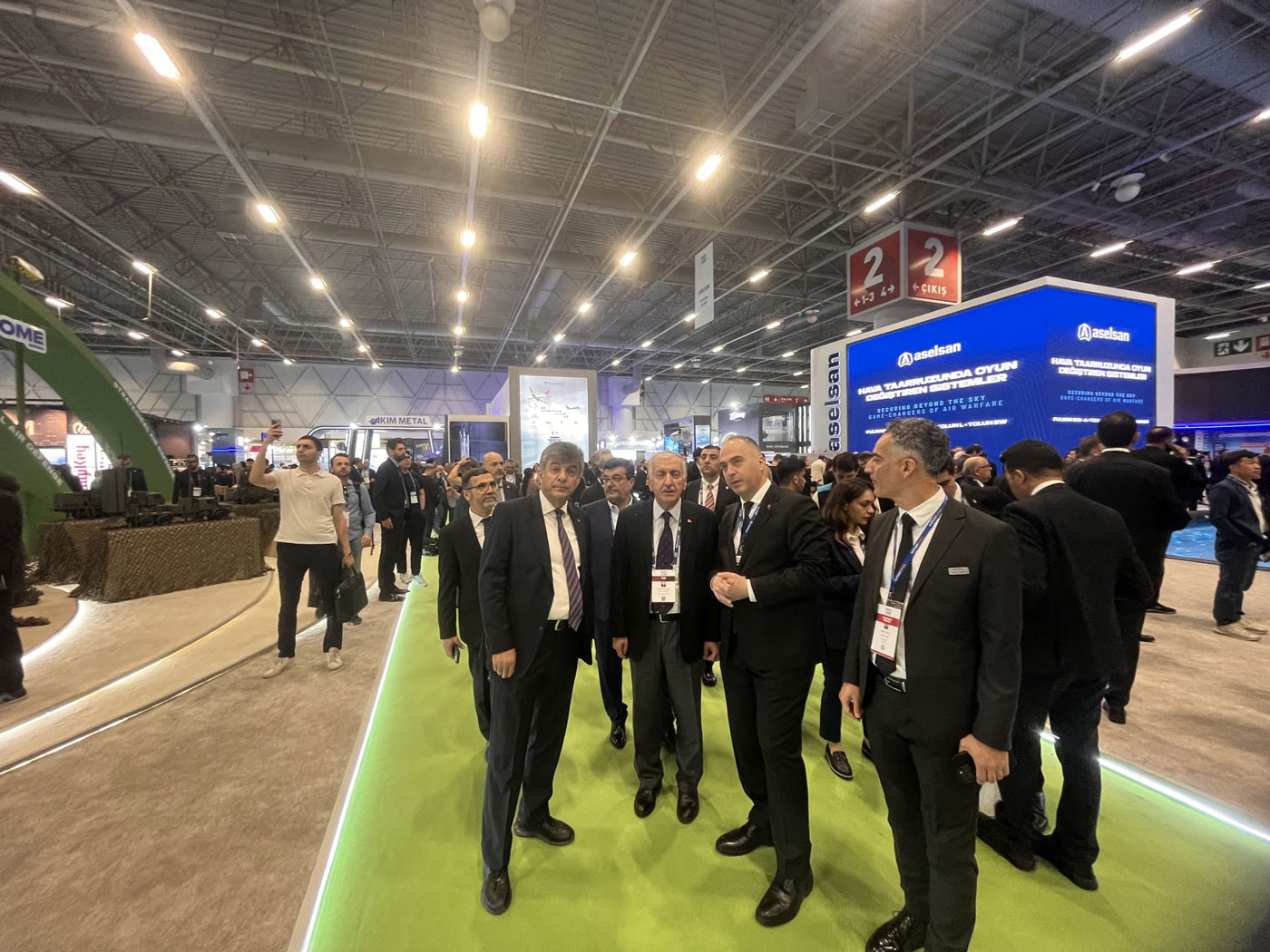 BAŞKAN BÜYÜKEĞEN, SAHA 2026’YI ZİYARET ETTİ