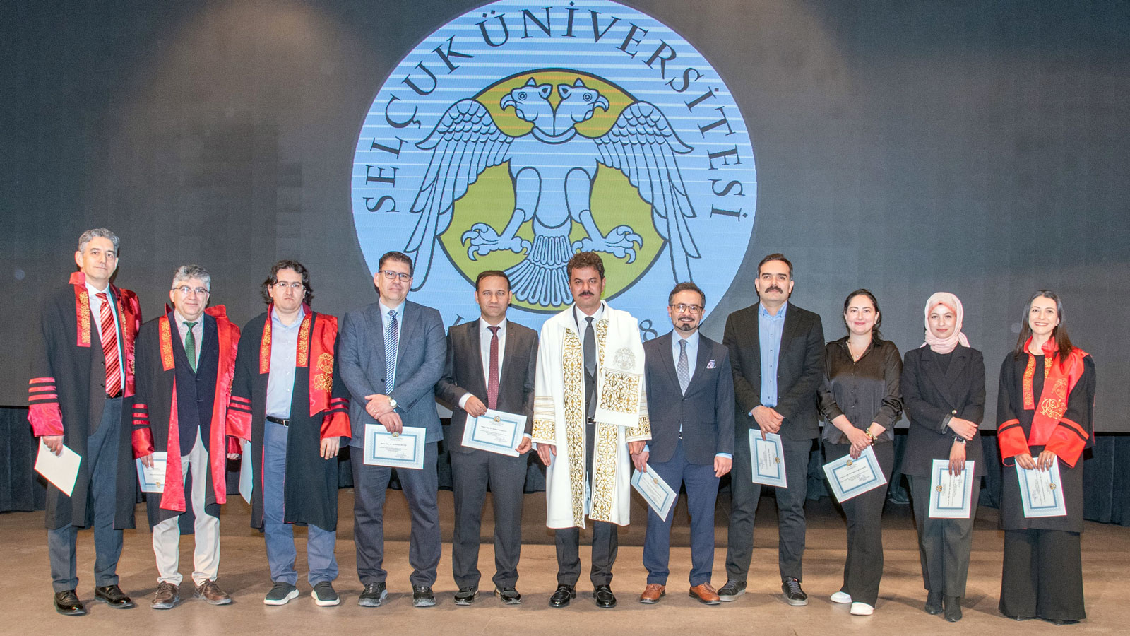 SELÇUK ÜNİVERSİTESİNDE 14 MART TIP BAYRAMI KUTLANDI