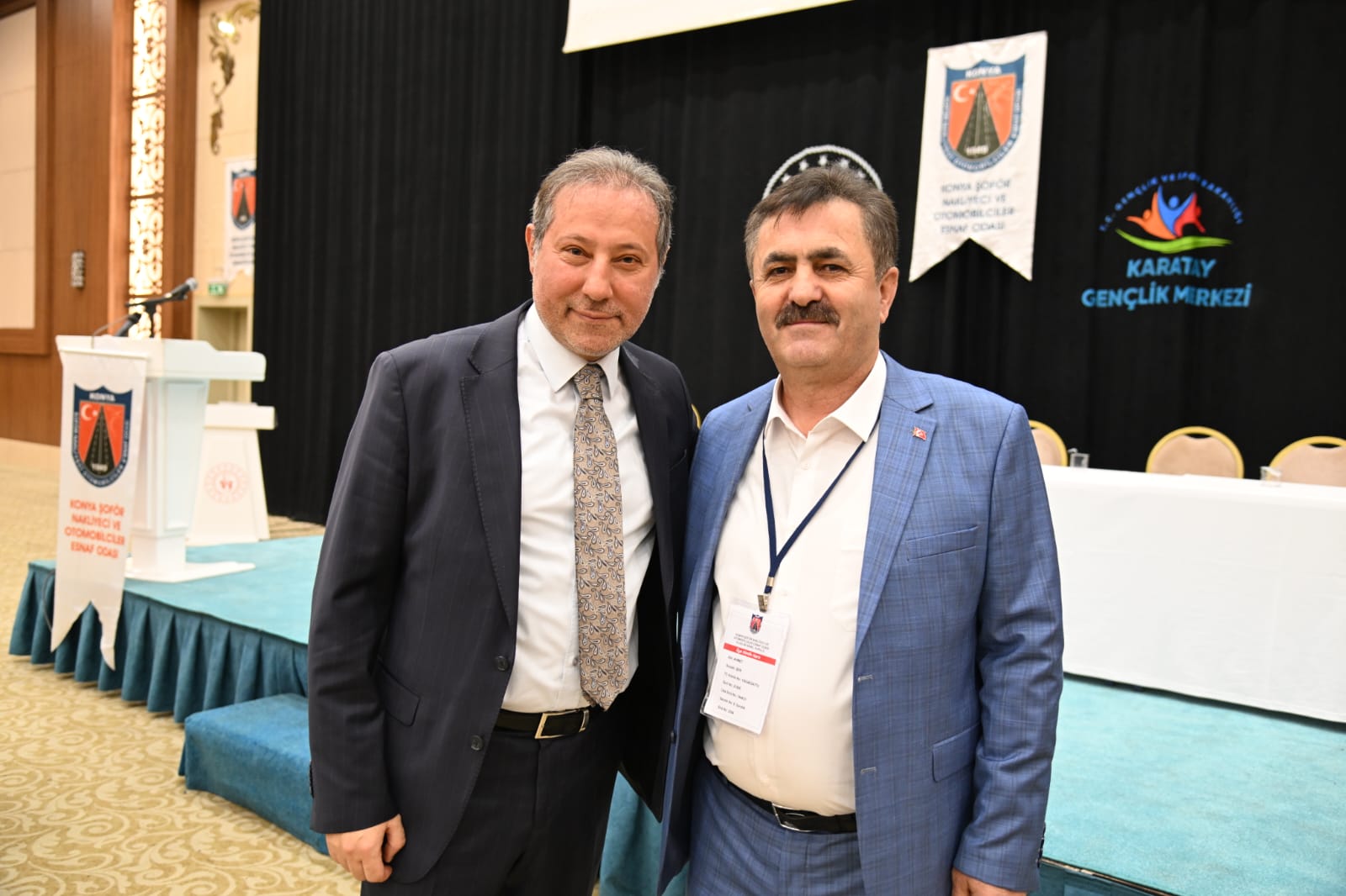 ŞOFÖRLER ODASI'NDA AHMET ŞEN, BÜYÜK OY FARKIYLA YENIDEN BAŞKAN OLDU 