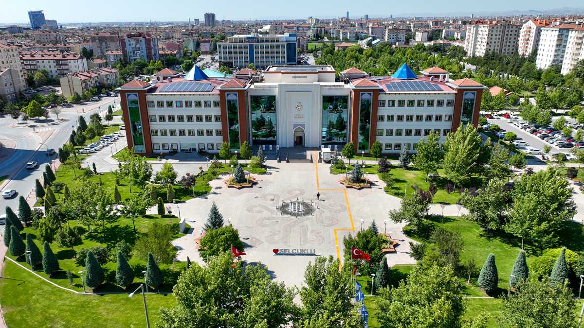 SELÇUKLU BELEDİYESİ BAYRAM ÖNCESİ HAZIRLIKLARINI TAMAMLADI