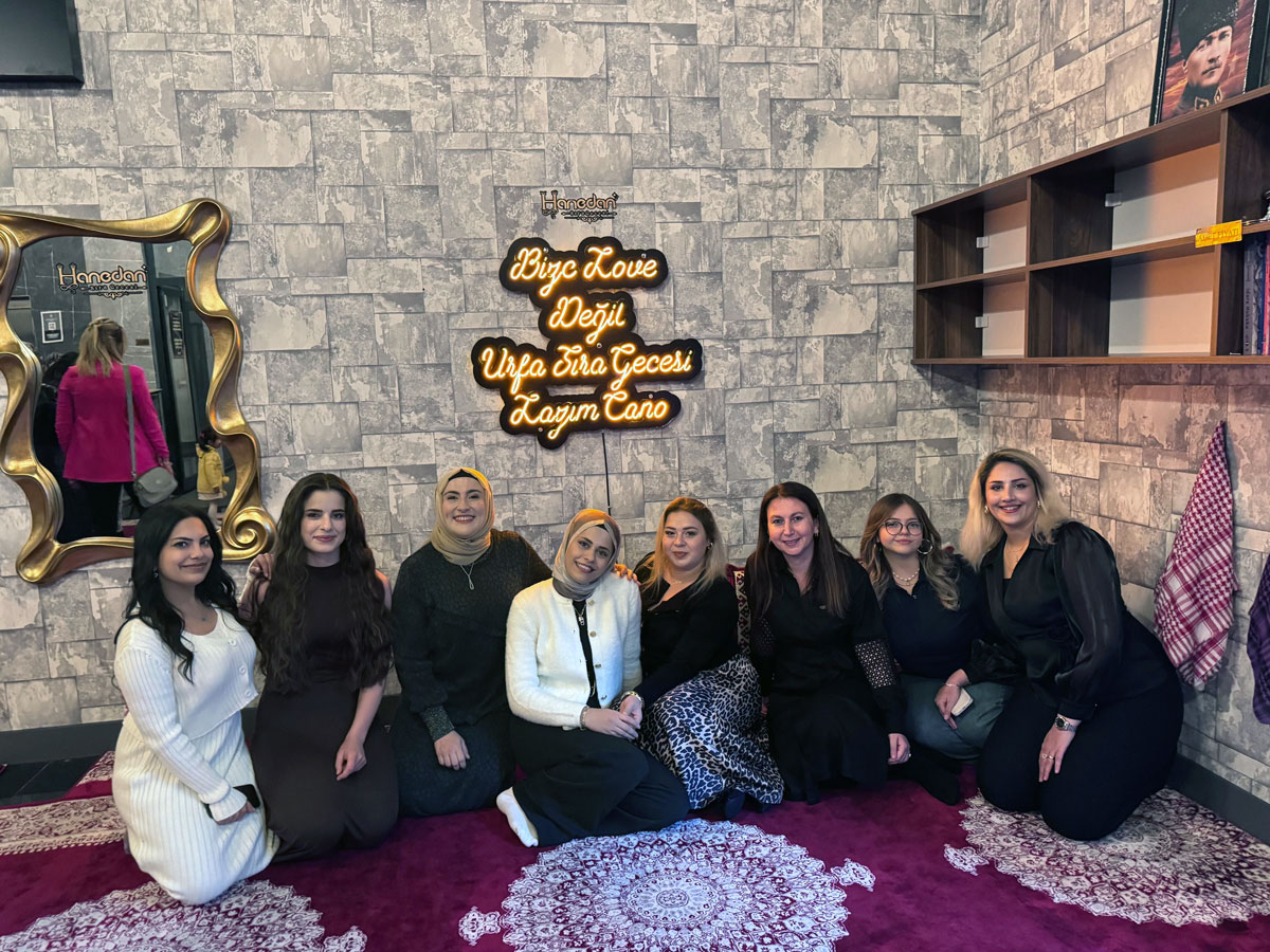 KONYA FARABİ HASTANESİ KADIN DOĞUM EKİBİNDEN KEYİFLİ AKŞAM BULUŞMASI