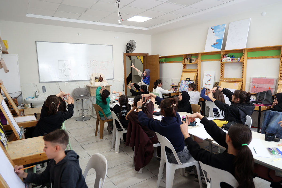 GENÇLERİ GELECEĞE HAZIRLAYAN GENÇ KOMEK ATÖLYE EĞİTİMLERİ BAŞLADI