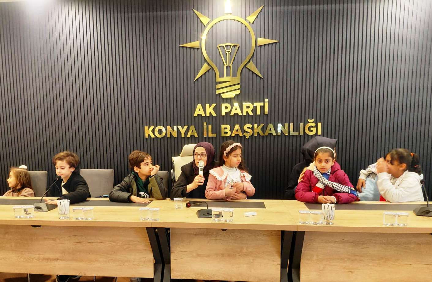 GAZZE Lİ ÇOCUKLAR ŞİVLİLİĞİ SEVDİ